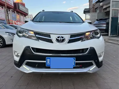 Toyota RAV4 2013, 130000 км, за 43500 CNY