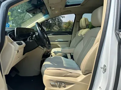 Buick GL8 2022, 88000 км, за 155800 CNY - фото 8