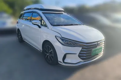 BYD Song MAX New Energy 2022, 73200 км, за 80725.89 CNY