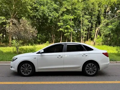 Buick Excelle 2017, 125000 км, за 27000 CNY