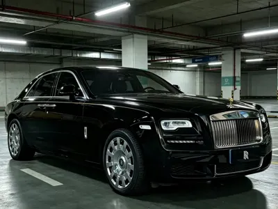 Rolls-Royce Ghost 2018, 110000 км, за 1698000 CNY