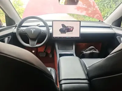 Tesla Model Y 2023, 54100 км, за 164400 CNY - фото 10