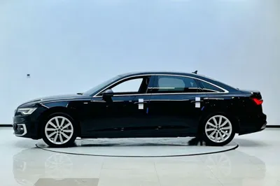 Audi A6L 2023, 62200 км, за 244310.48 CNY - фото 2