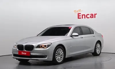 BMW 7-Series · 2009 год