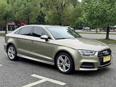 Audi A3 2019, 35000 км, за 62800 CNY