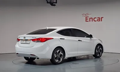Hyundai Avante 2012, 95424 км, за 4000000 KRW - фото 2