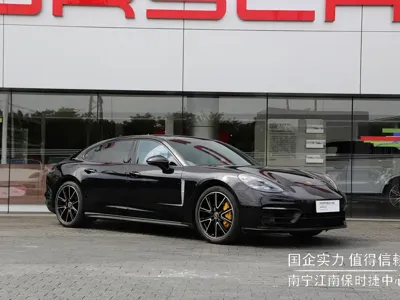 Porsche Panamera 2021, 60000 км, за 598000 CNY