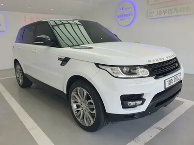 Land Rover Range Rover Sport 2015, 187000 км, за 22700000 KRW