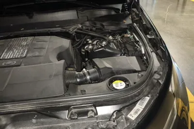 Land Rover Discovery 2017, 103100 км, за 201525.8 CNY - фото 22
