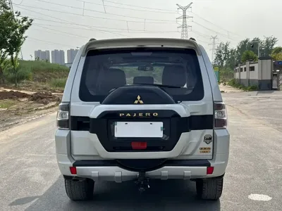 Mitsubishi Pajero (Import) 2019, 106000 км, за 113800 CNY - фото 6