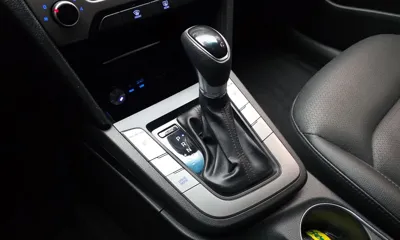 Hyundai Avante 2018, 72191 км, за 8500000 KRW - фото 9