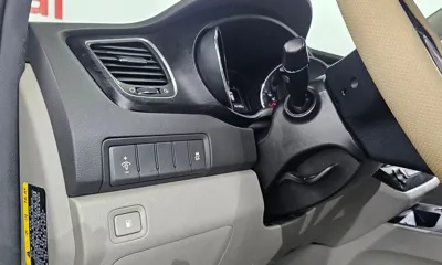 Kia Canival 2017, 201358 км, за 6700000 KRW - фото 15