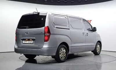Hyundai Starex 2018, 178827 км, за 9800000 KRW