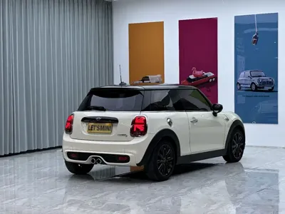 MINI MINI 2019, 46000 км, за 125800 CNY - фото 6