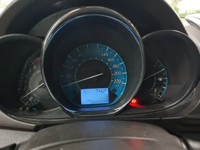 Toyota Yaris L 2015, 157300 км, за 23600 CNY