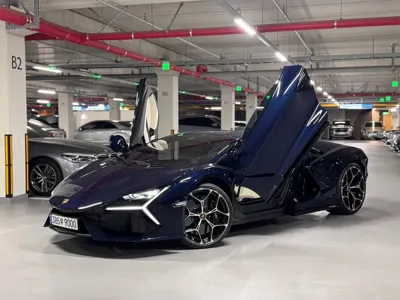 Lamborghini Revuelto · 2025 год