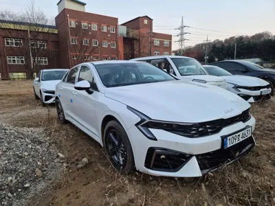 Kia K5 2026, 15 км, за 26330000 KRW