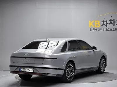 Hyundai Grandeur 2023, 92361 км, за 28500000 KRW