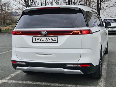 Kia Canival 2022, 30467 км, за 18990000 KRW - фото 6
