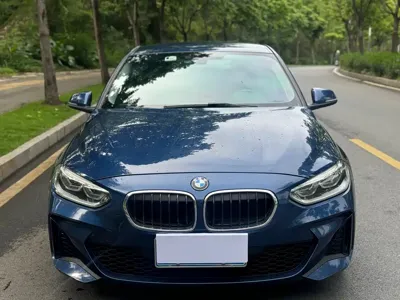 BMW 1 Series 2021, 40000 км, за 60800 CNY - фото 3