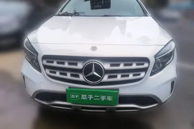 Mercedes-Benz GLA 2018, 98900 км, за 73718.21 CNY