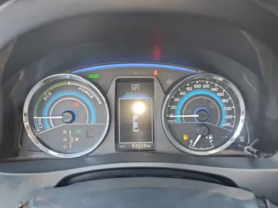 Toyota Corolla 2018, 93600 км, за 48300 CNY - фото 12