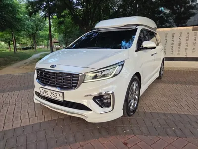 Kia Canival · 2019 год