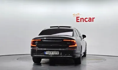 Volvo S90 2022, 76155 км, за 37500000 KRW