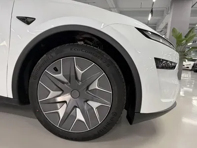 Tesla Model Y L 2026, 100 км, за 319800 CNY - фото 13