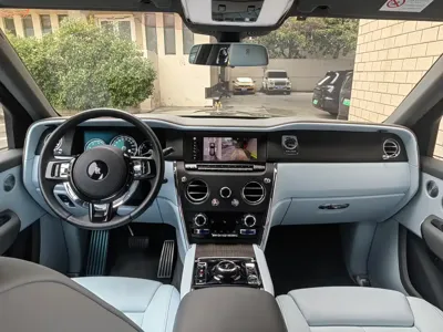 Rolls-Royce Cullinan 2021, 49000 км, за 4490000 CNY - фото 15