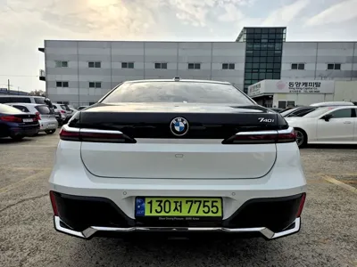BMW 7-Series 2023, 52066 км, за 108000000 KRW - фото 2