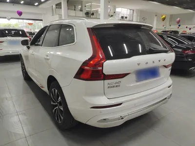Volvo XC60 2023, 54900 км, за 173076.3 CNY