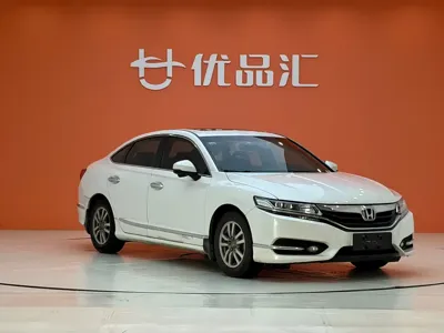 Honda Spirior 2018, 75800 км, за 60000 CNY