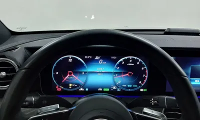 Mercedes-Benz E-Class 2023, 28220 км, за 50500000 KRW - фото 8