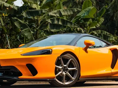 McLaren GT 2021, 14000 км, за 1138000 CNY - фото 8