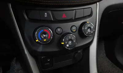 ChevroletGMDaewoo Trax 2019, 58651 км, за 10300000 KRW - фото 16