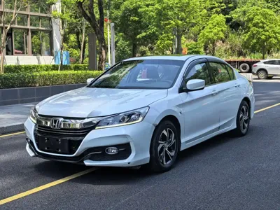 Honda Accord · 2017 год