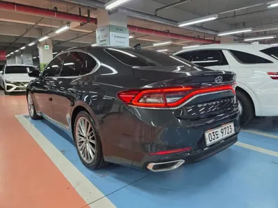Hyundai Grandeur 2018, 100138 км, за 16500000 KRW