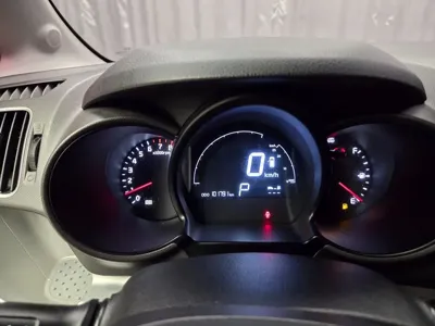 Kia Ray 2016, 101787 км, за 7500000 KRW - фото 8