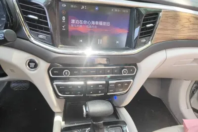 GAC Trumpchi GS8 2017, 52400 км, за 53337.78 CNY - фото 13