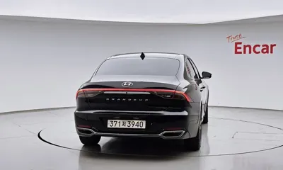 Hyundai Grandeur 2022, 56596 км, за 20200000 KRW