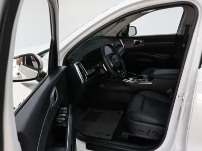 Kia Sorento 2025, 8351 км, за 33340000 KRW - фото 9