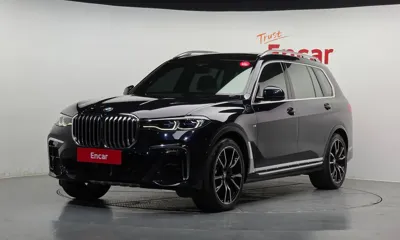 BMW X7 · 2021 год