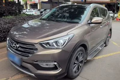 Hyundai Santa Fe · 2017 год