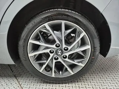 Hyundai Avante 2019, 164638 км, за 8200000 KRW - фото 20