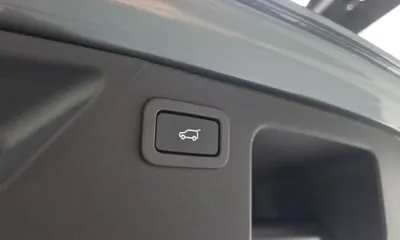 Land Rover Discovery Sport 2018, 99156 км, за 10490000 KRW - фото 20