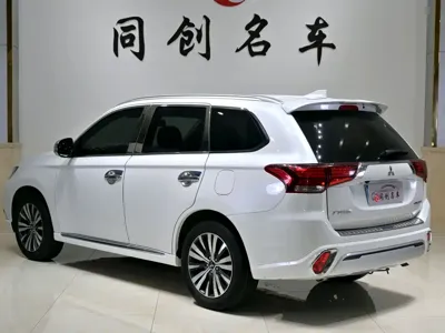 Mitsubishi Outlander 2021, 69000 км, за 69000 CNY