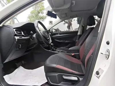 Volkswagen Bora 2022, 50000 км, за 40800 CNY - фото 8