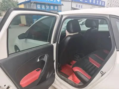 Volkswagen Polo 2019, 93000 км, за 35000 CNY - фото 8