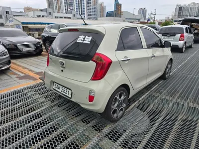 Kia Morning 2015, 52467 км, за 3559.18 USD
